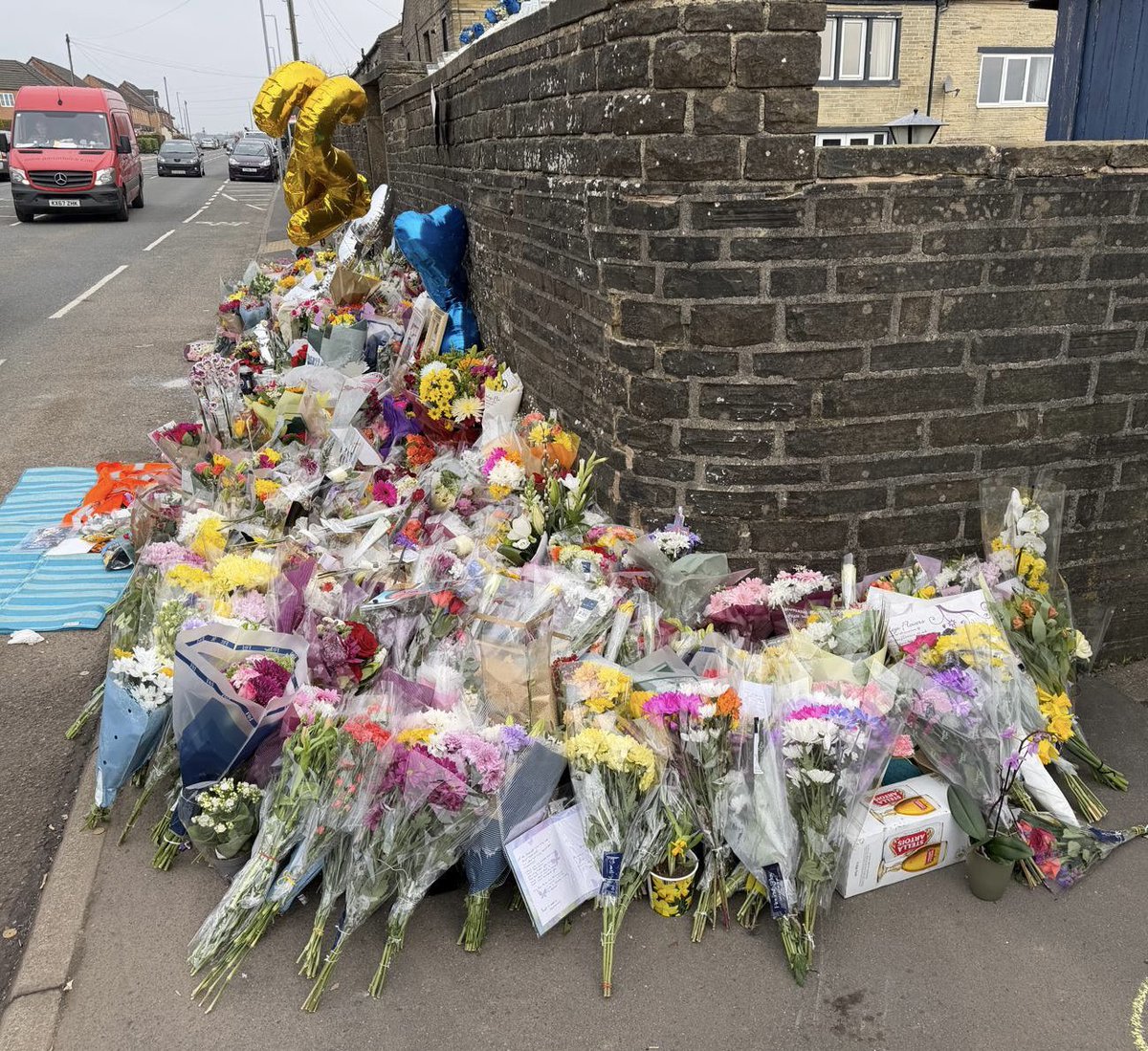 Michael Broomhead tweet media