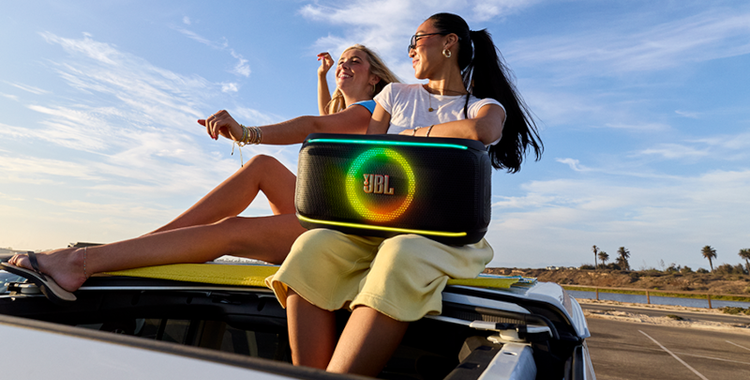 NikKTech tweet media