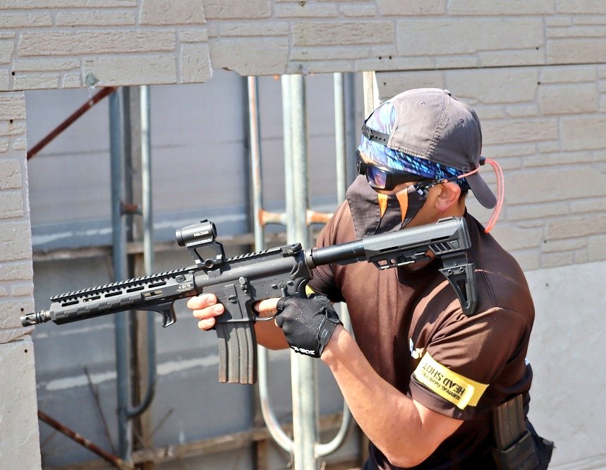 バッチ tweet media