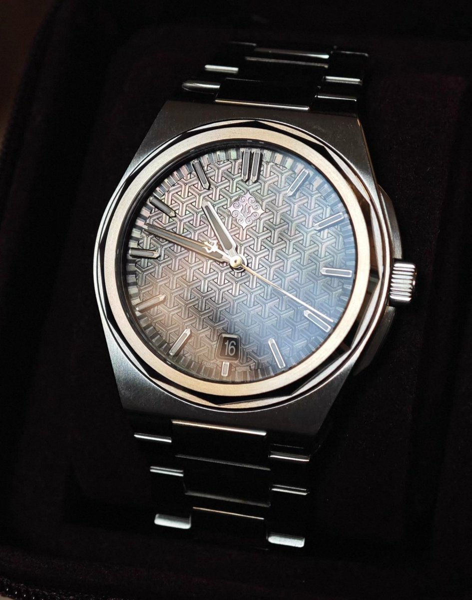 ☝🏽🥸🫱🏽 tweet media