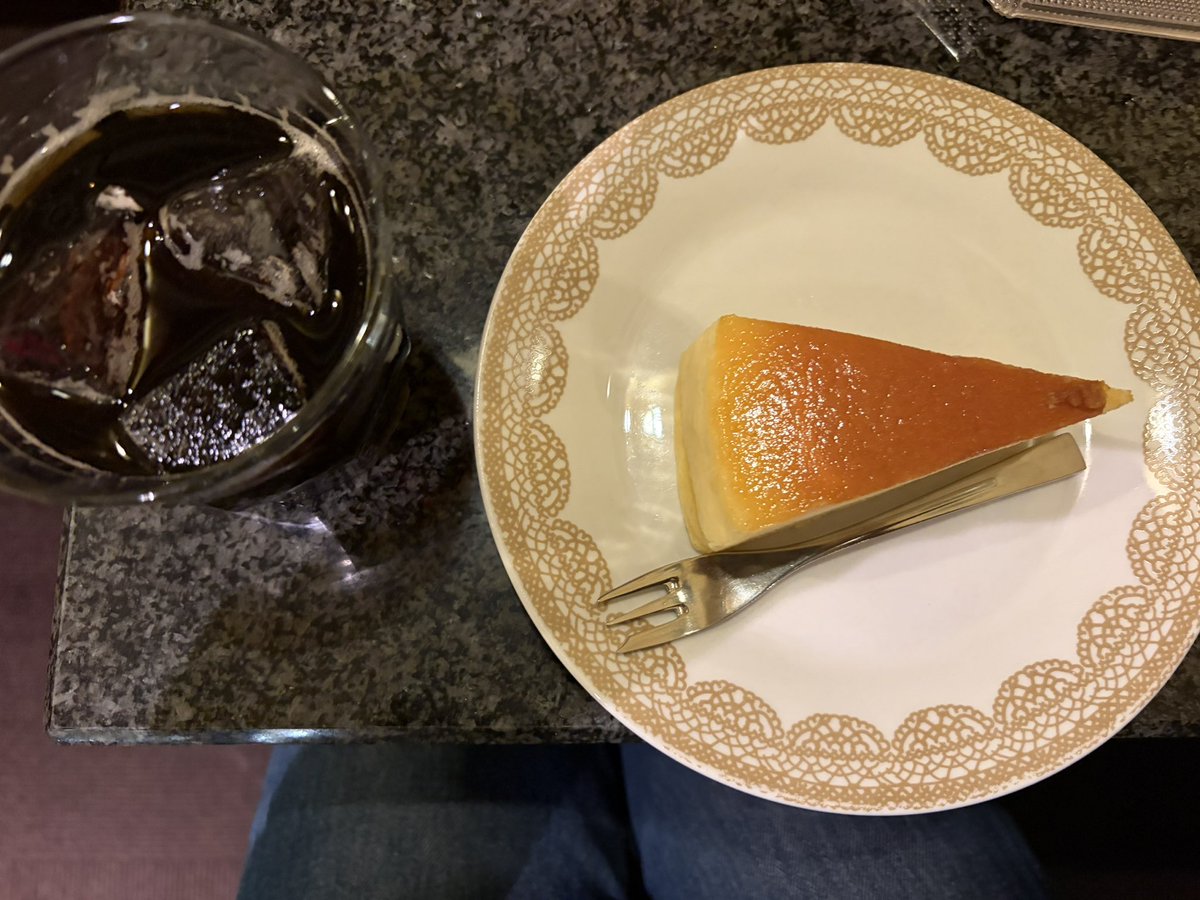 Labrinnnn's tweet photo. 愛知に転勤してきたものの、友達がいなさすぎてえぐい。1人は楽だけど楽しい話をしたいよー https://t.co/Ix2CITQ0qf