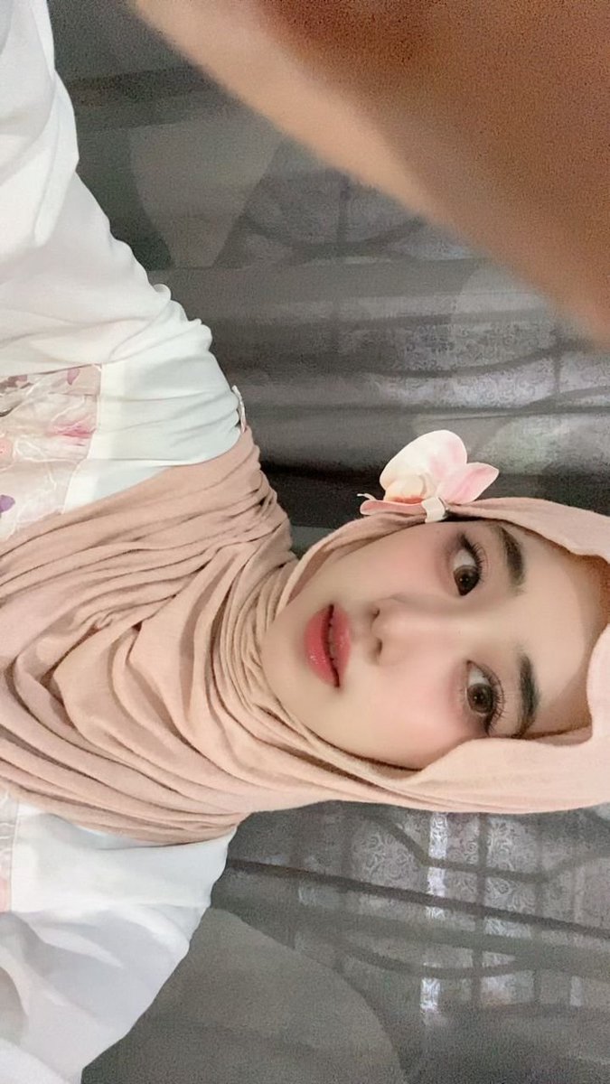 ra ᡣ𐭩 tweet media