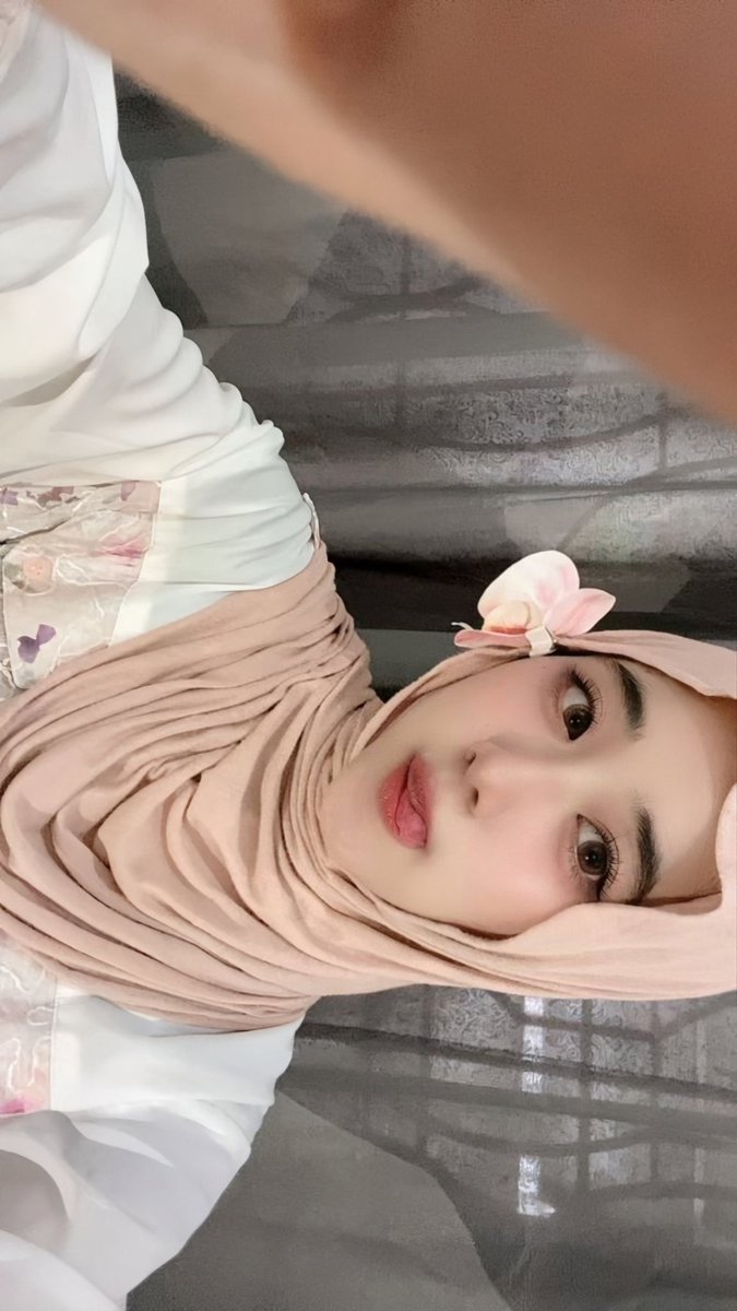 ra ᡣ𐭩 tweet media