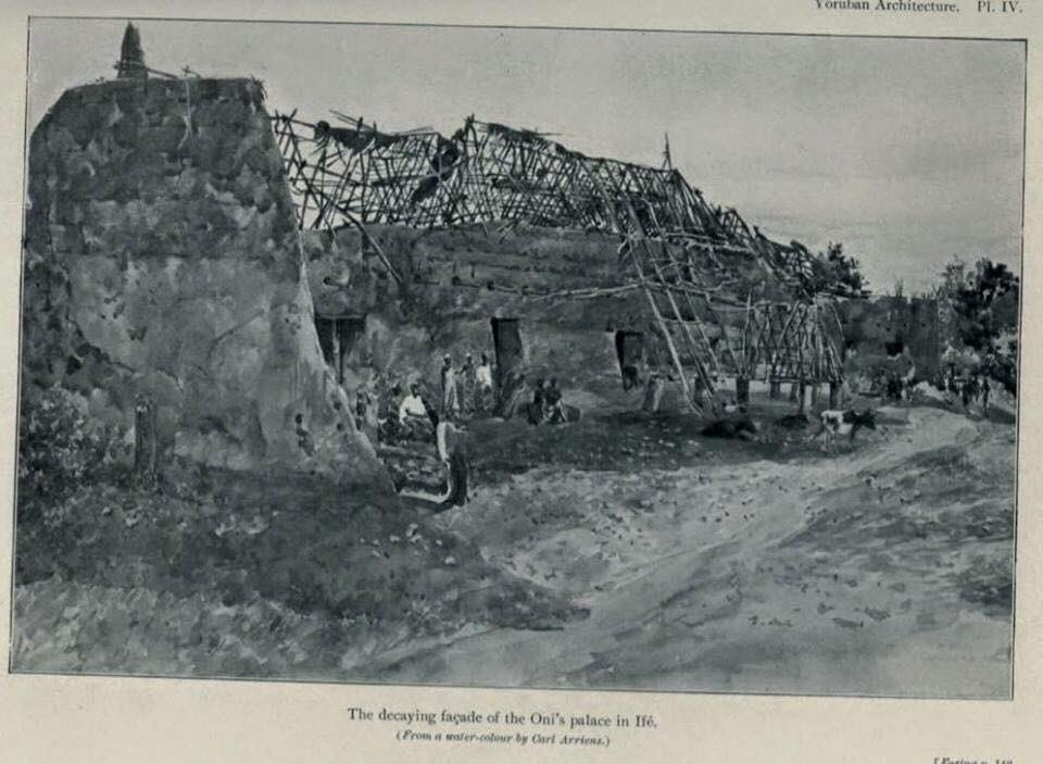 Extracts tweet media