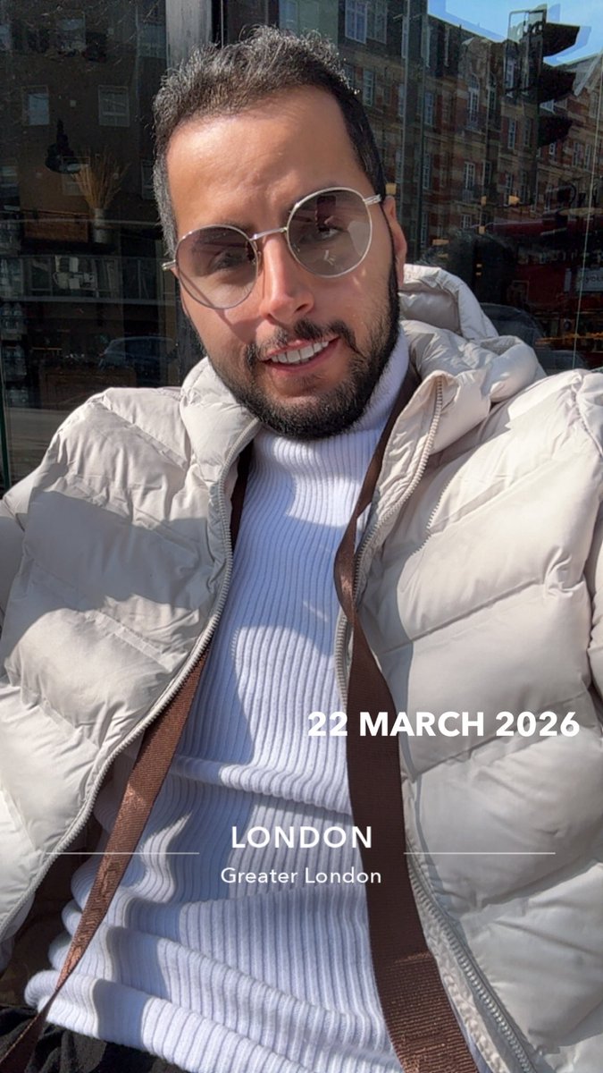 قد امتلك سحراً على جلب العقول
واستقطب الانظار طوعاً لامفر