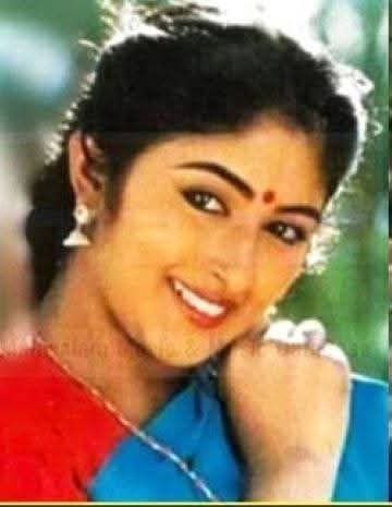 உங்கள் மஹா லக்ஷ்மி 💘 உங்கள் காம ராணி 💋 tweet media