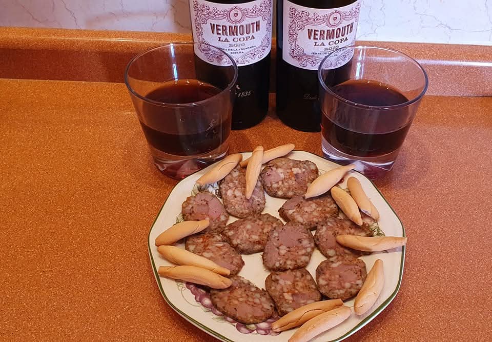 El Jamesteba tweet media