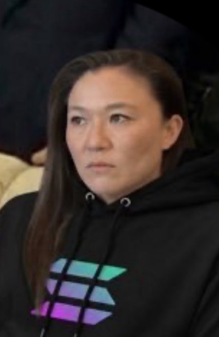 CryptoBossNL tweet media