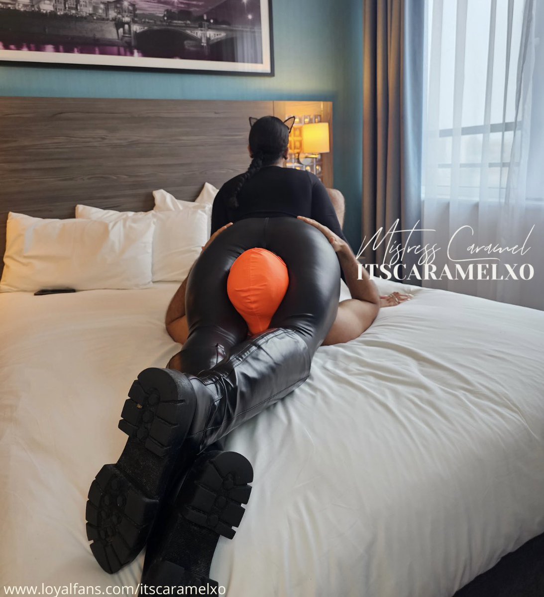 MISTRESS CARAMEL tweet media