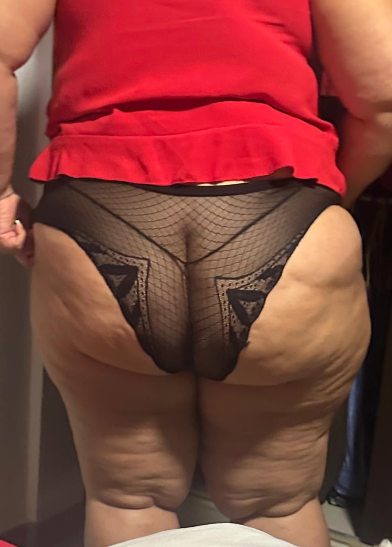 parejahot69 tweet media