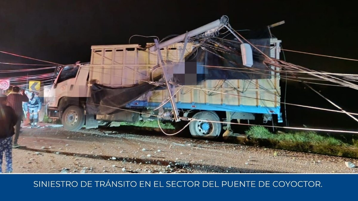 W Radio Ec tweet media