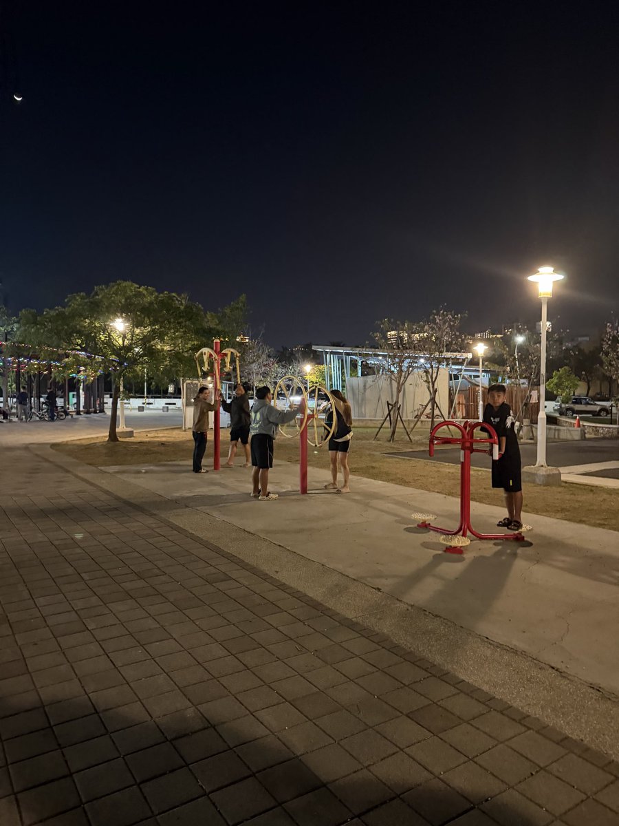 大老王 tweet media