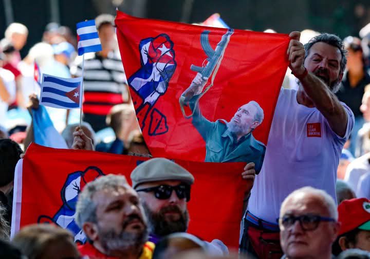 Lia Verona 🇨🇺 tweet media