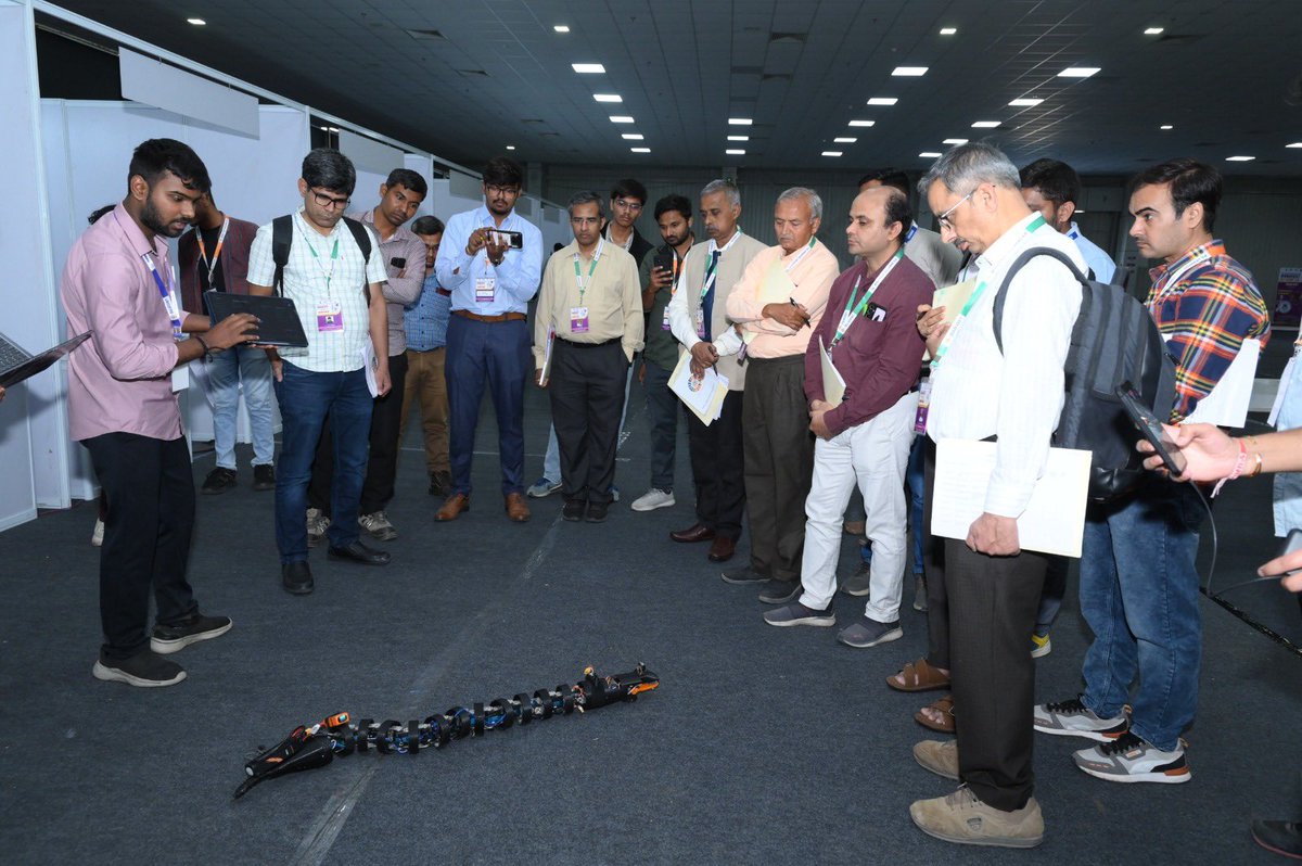 Gujarat Science City tweet media