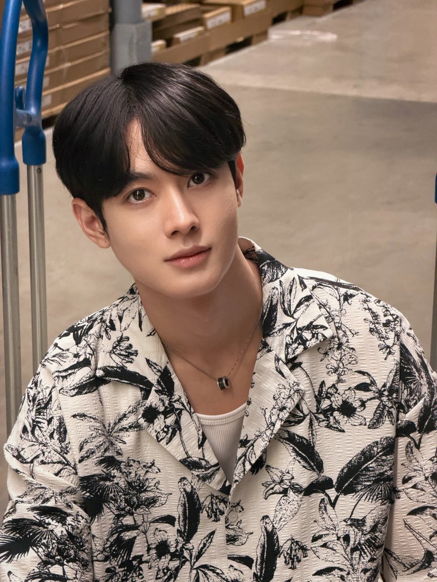 Surachetop tweet media