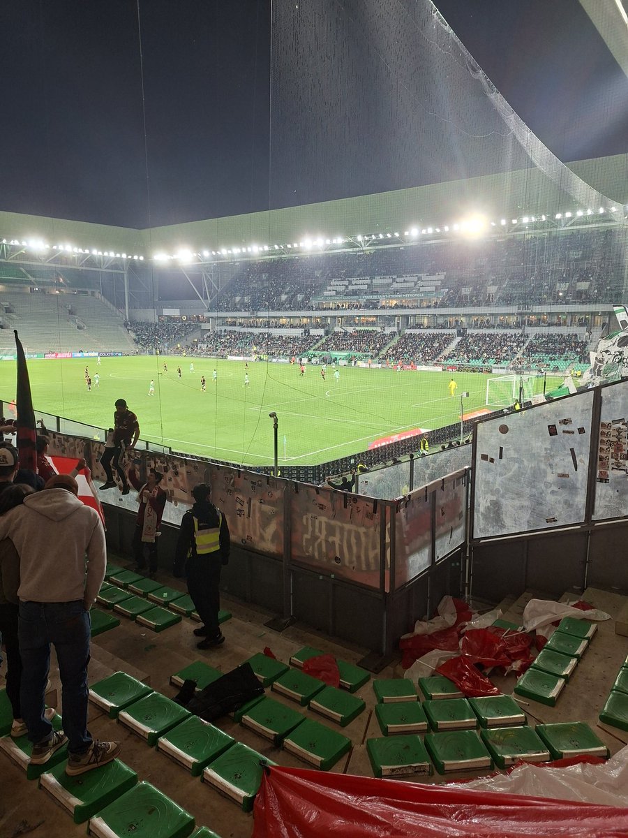 Soso Europa Tour tweet media