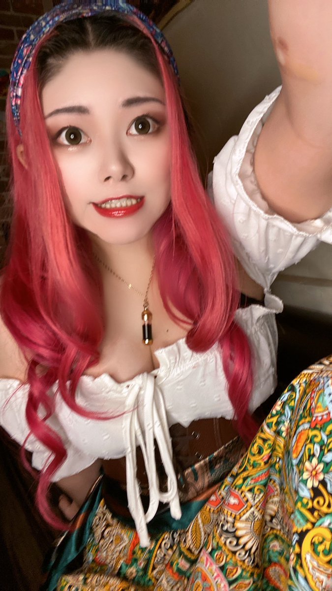 3月22日㈰
Drunken Shrimp OPEN🦐

おーぷんしてました！今日はさくらねこの日🌸🐈

桜ミミの子たまにみかけるけど、人間でも桜ミミあったらきっと可愛いよね🤔

今日はハクとお待ちしてます！

🦐ユリア(<a href="/JuliaKanoko_DS/">新・観音妓ユリア@BarDrunkenShrimp🦐</a> )中
💛ハク(<a href="/Haku_sm_89/">ハク</a>)早