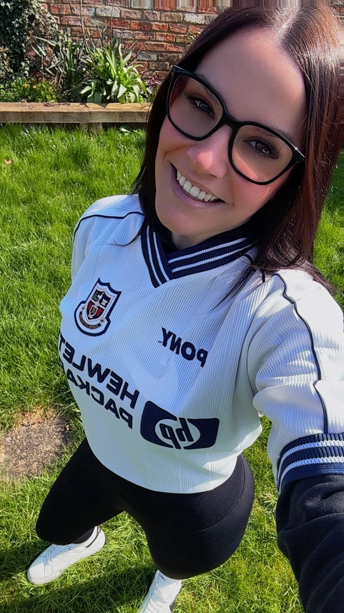 AshTag 💙🤍 tweet media