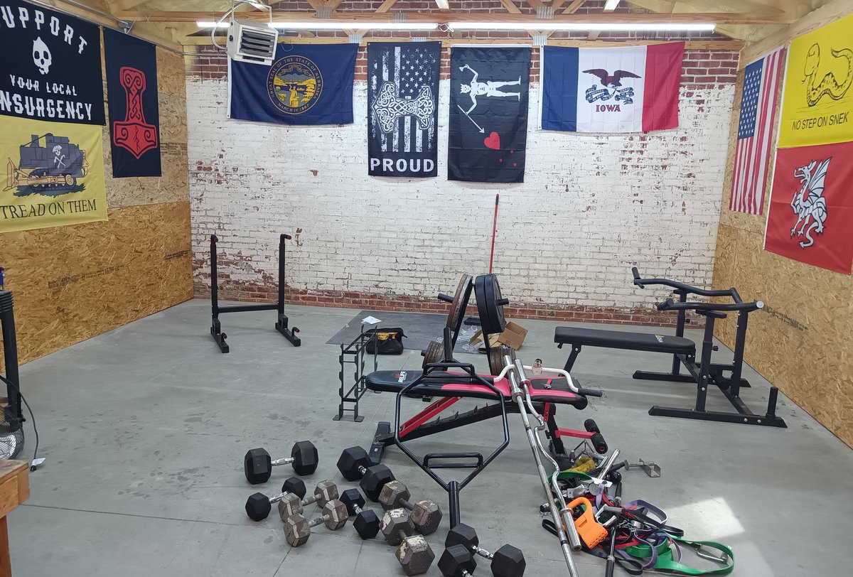 HVAC1 - Merle Haggard Appreciator ᛉ 🏴‍☠️ tweet media