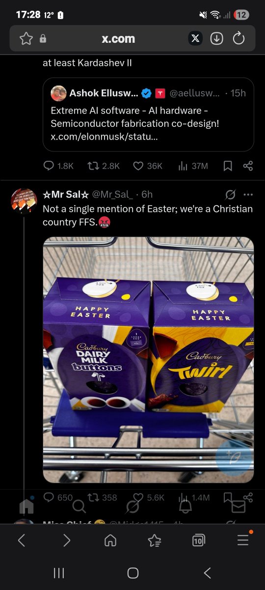M2theC2013's tweet photo. @Midge1415 @BenGrahamUK Same boxes. He should show the top 🤣 https://t.co/Bn6tvGhlPr