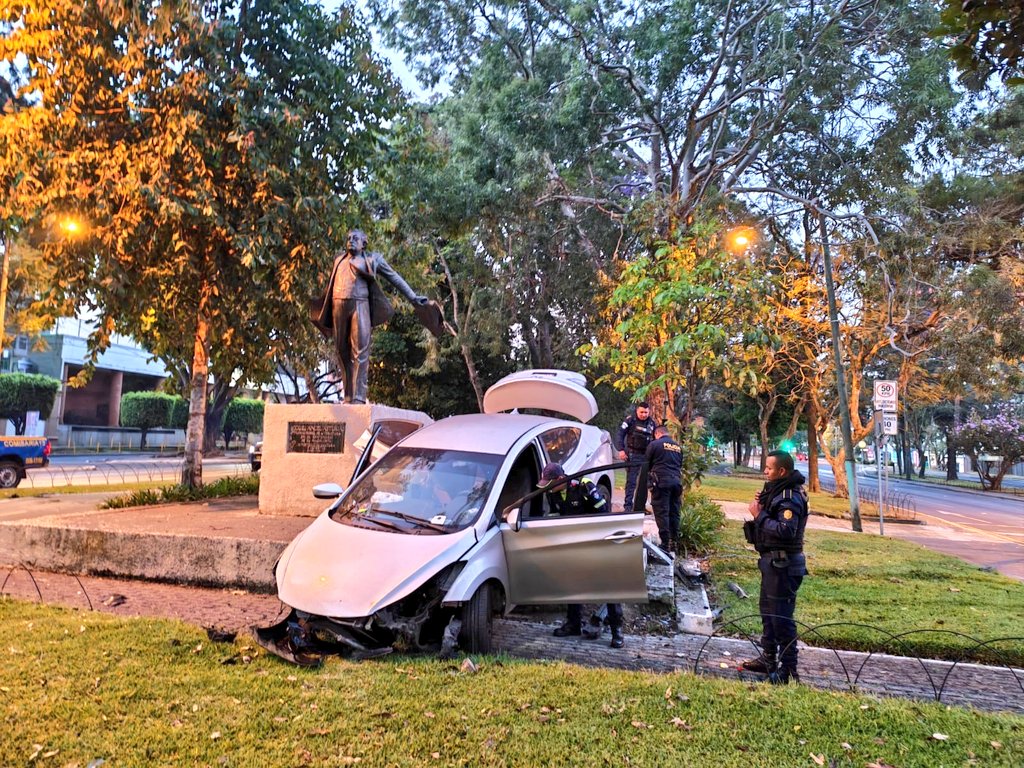 Vichoguate tweet media