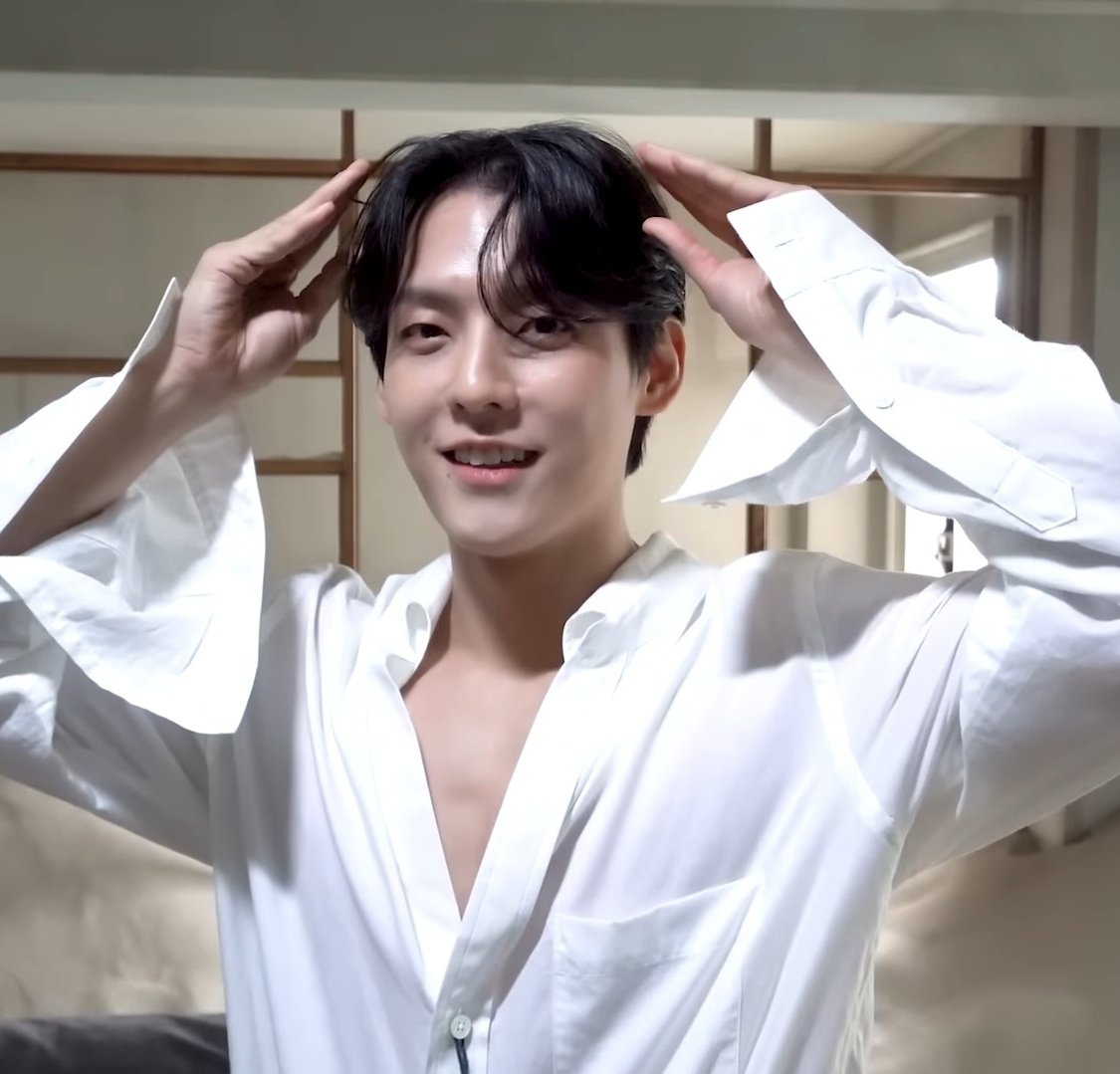 오늘은 국제 강아지의 날♡
혁아지 복복복 🫳🫳🫳