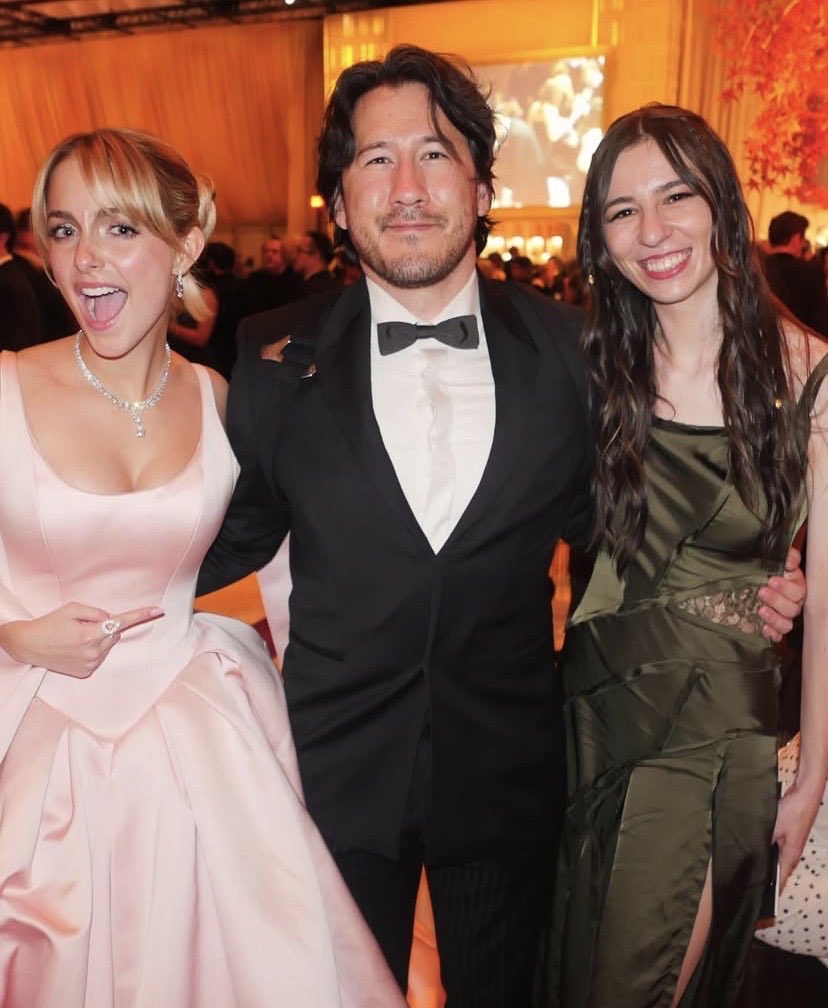 tess ☆ darkiplier thinker tweet media