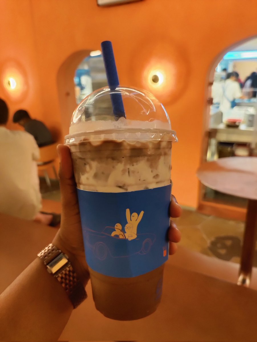 Vanathi 🐼 tweet media