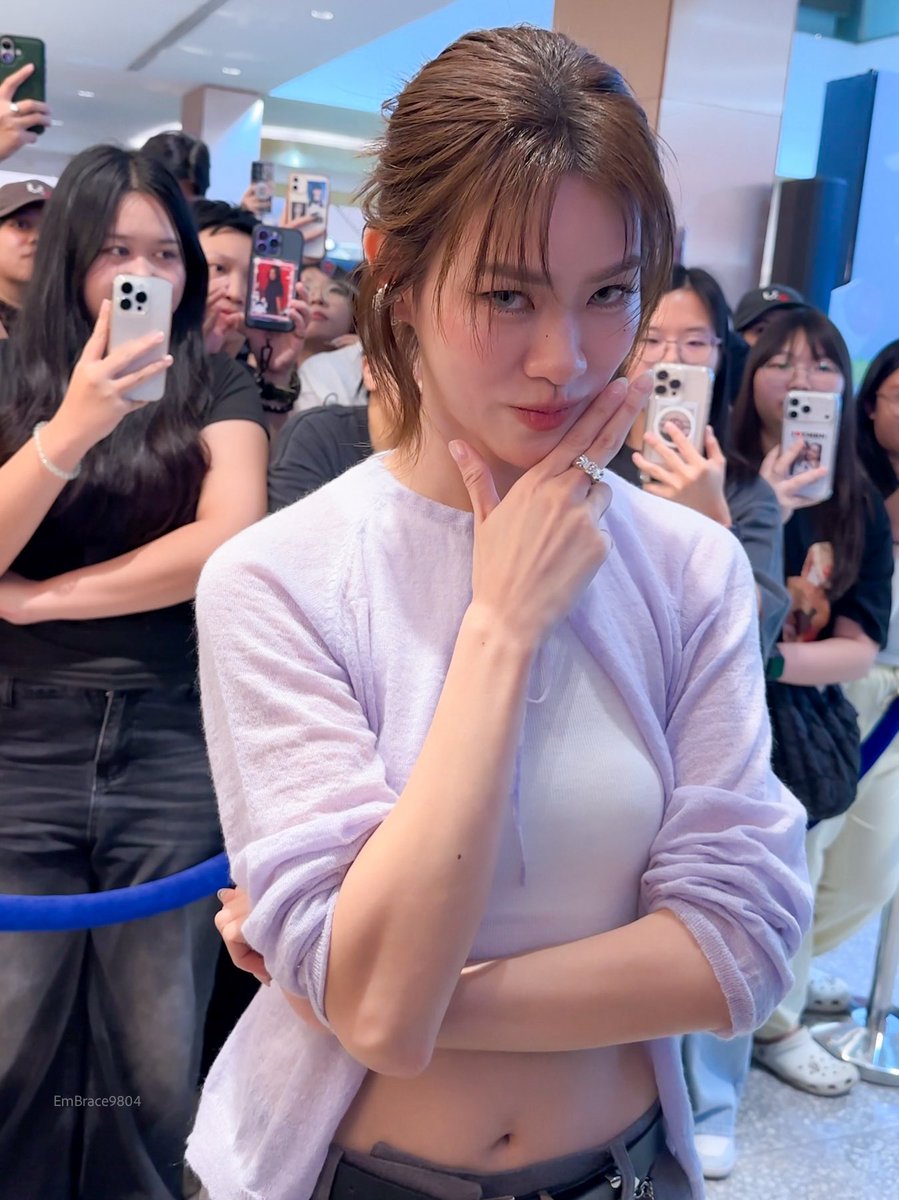 EmBrace9804 tweet media