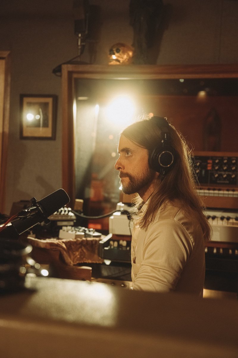 OurVinyl tweet media