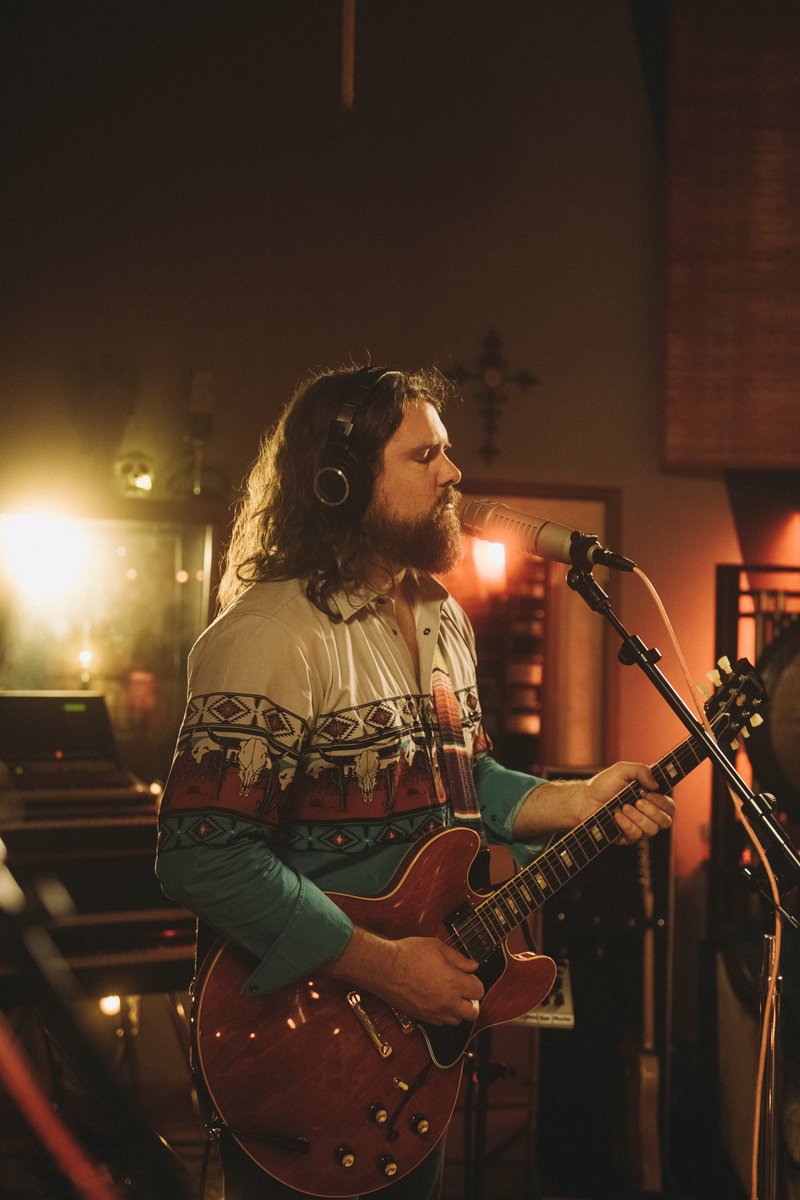 OurVinyl tweet media