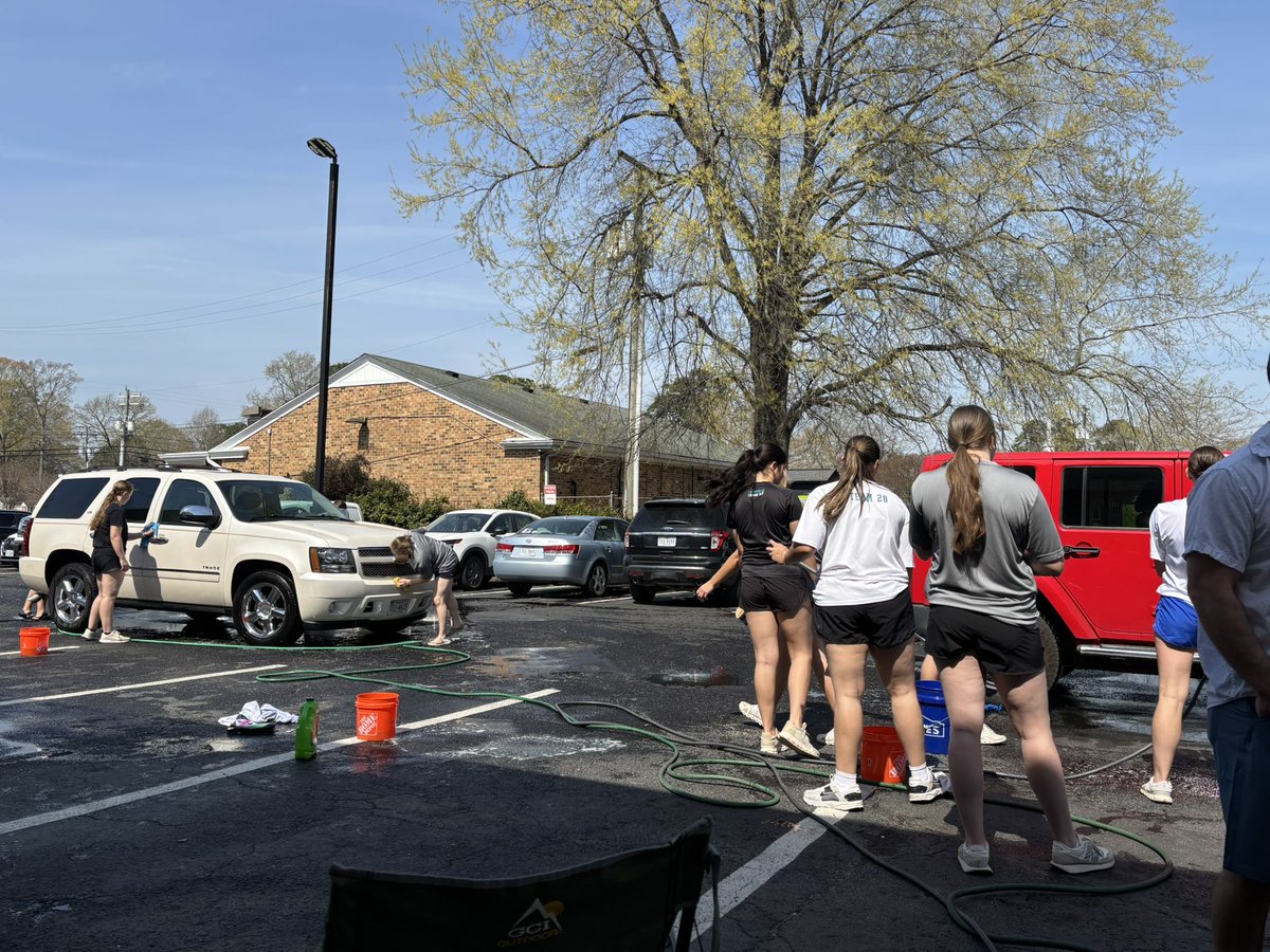 Hickory Hawks Softball tweet media