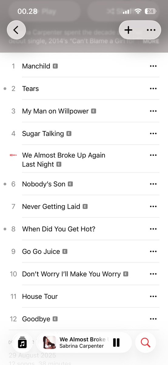 kellaelleee tweet media