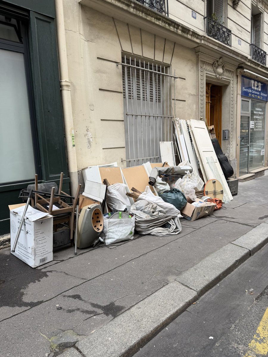 PARIS CRADOS tweet media