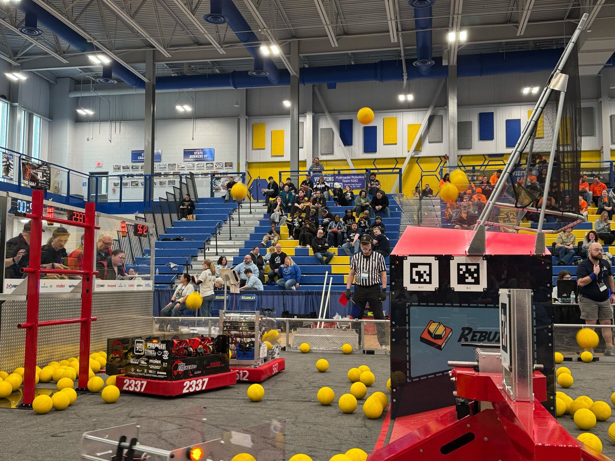 EngiNERDs tweet media