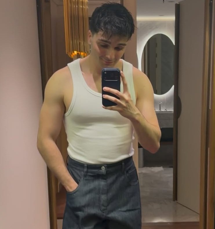 pɪαrsαn 🤍 tweet media