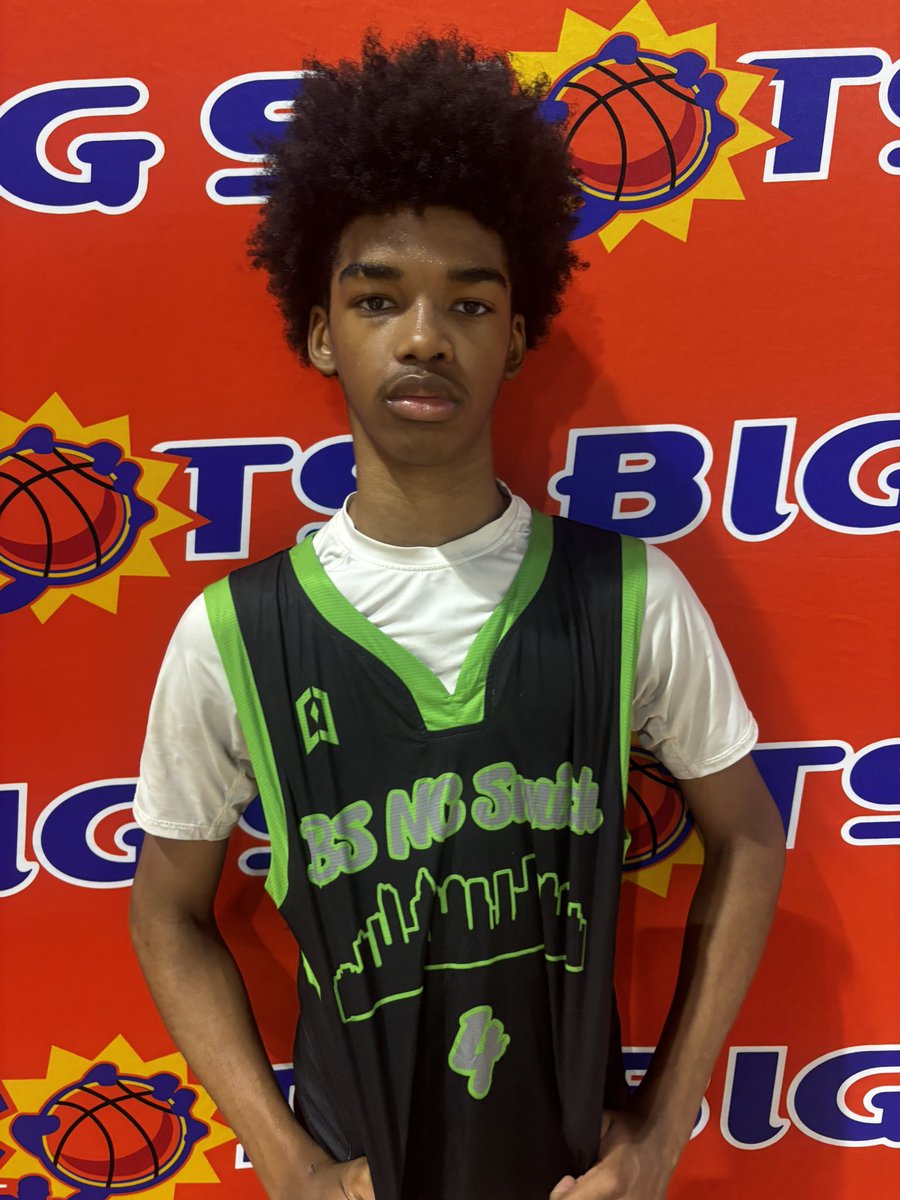 BigShotsGlobal's tweet photo. #BIGSHOTS #SoutheastTipOff 

15u Platinum 

NC Smith - 62 
15 Chelan Chudgar 25 
4 Tadarrion Alexander 17 

H3 Academy Silver - 59 
7 Finn Potisek 25 
4 John Cheatham 10 https://t.co/dXkE7DPdgi