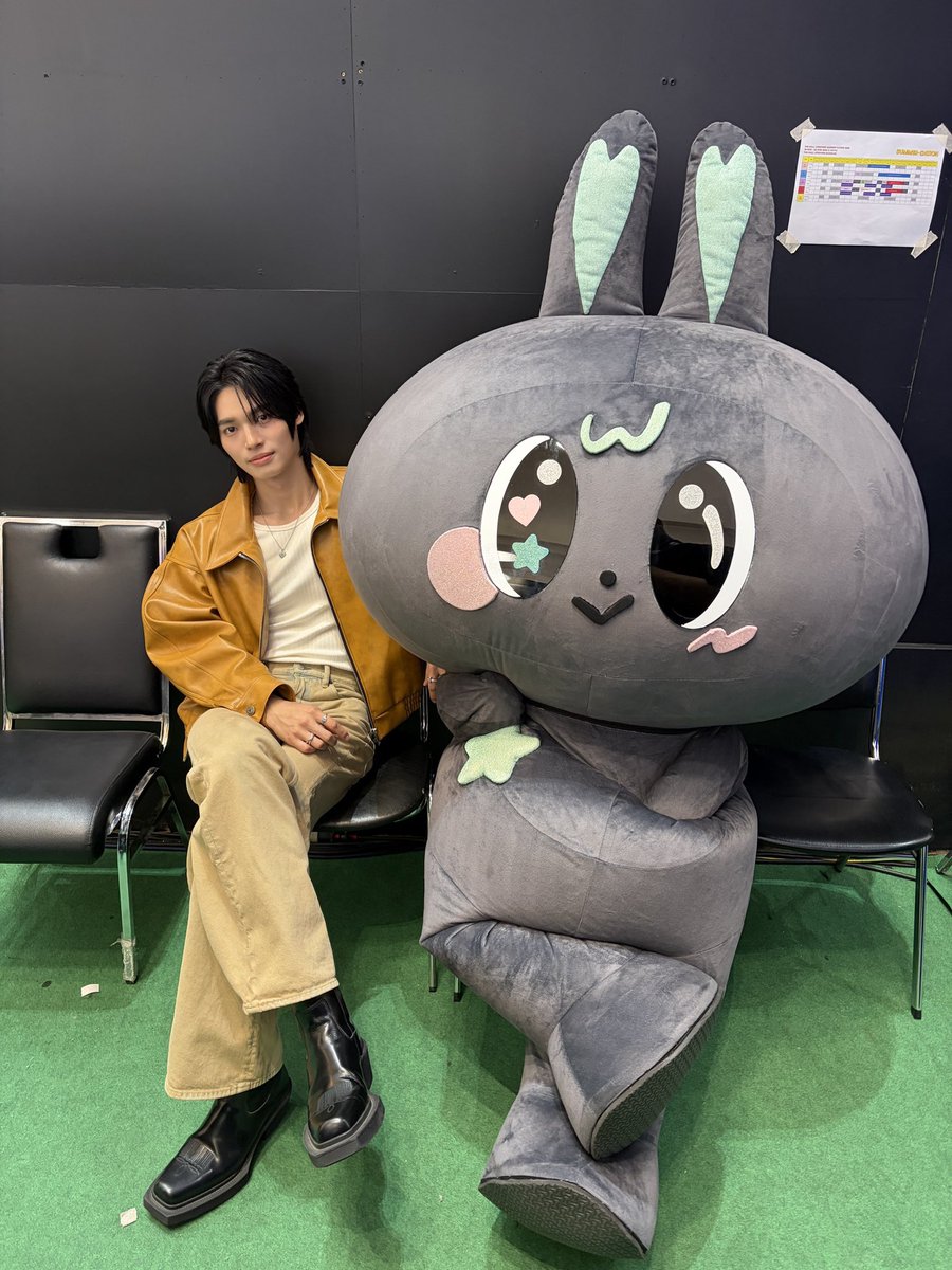 isyou’ tweet media