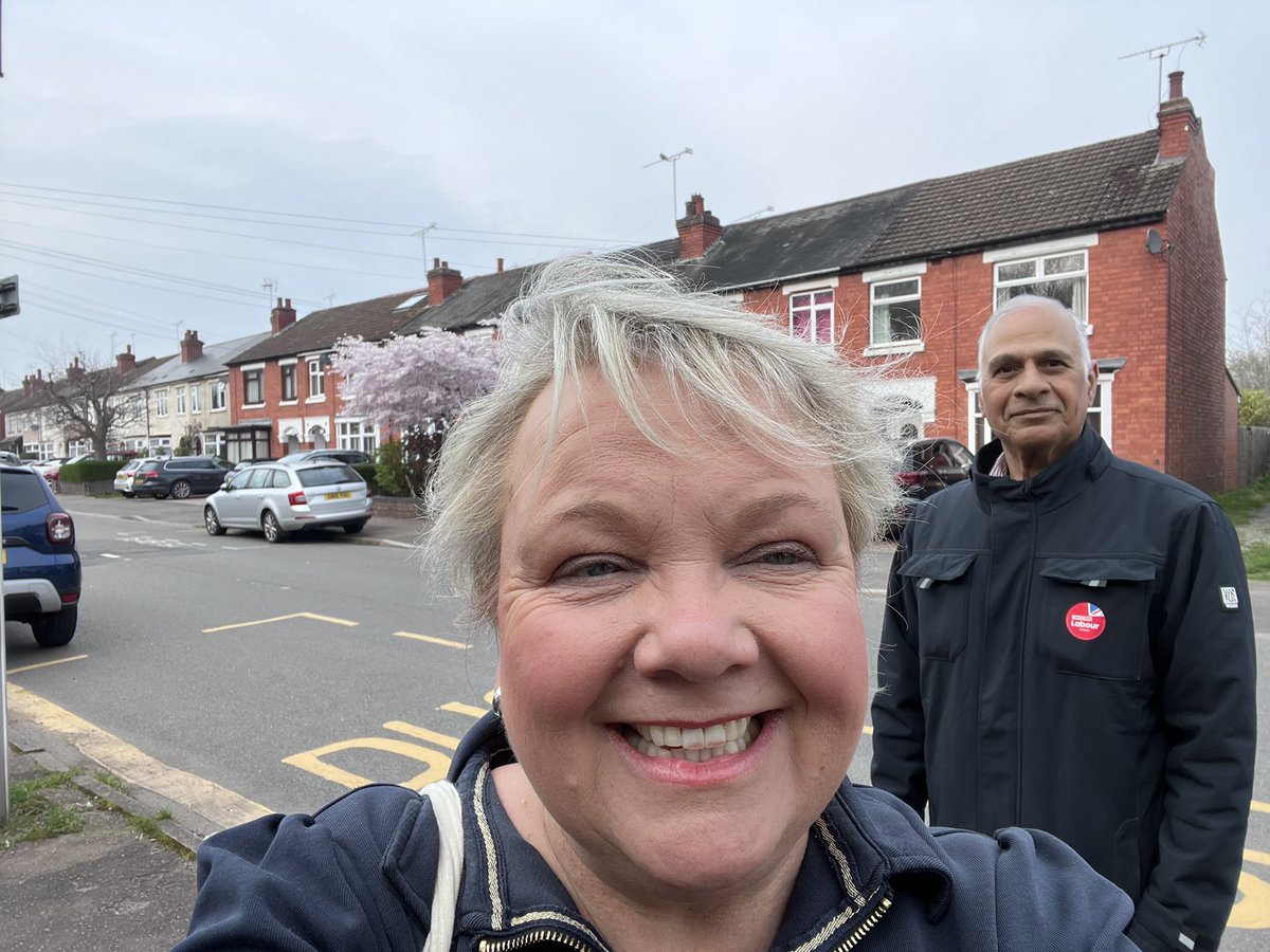 Jayne Innes 🌹 tweet media