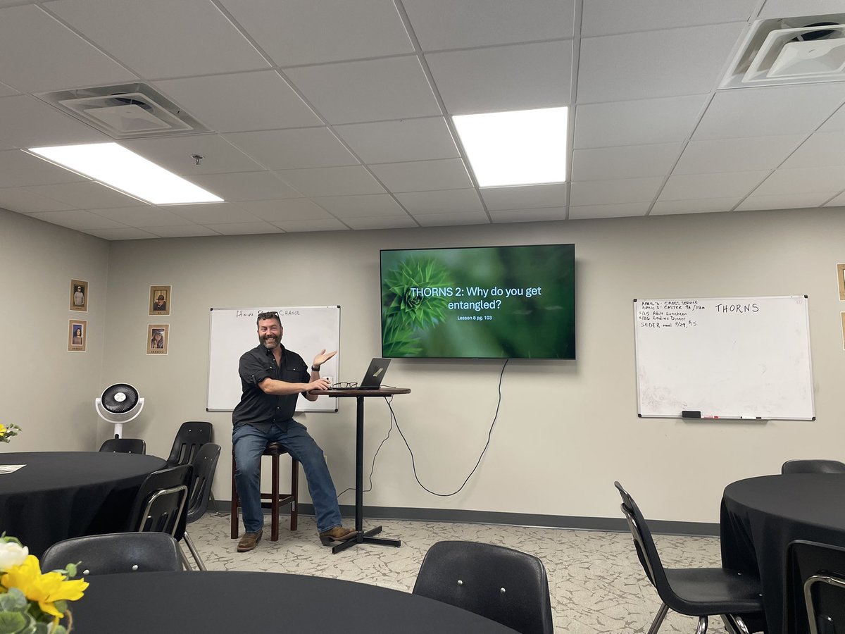 HOURLY LIFE of Fred Campos tweet media