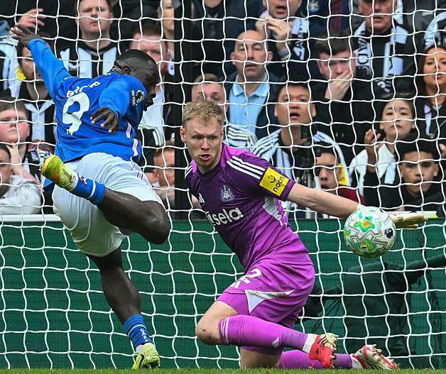 Adam Pearson (YT) ⚫️⚪️ tweet media