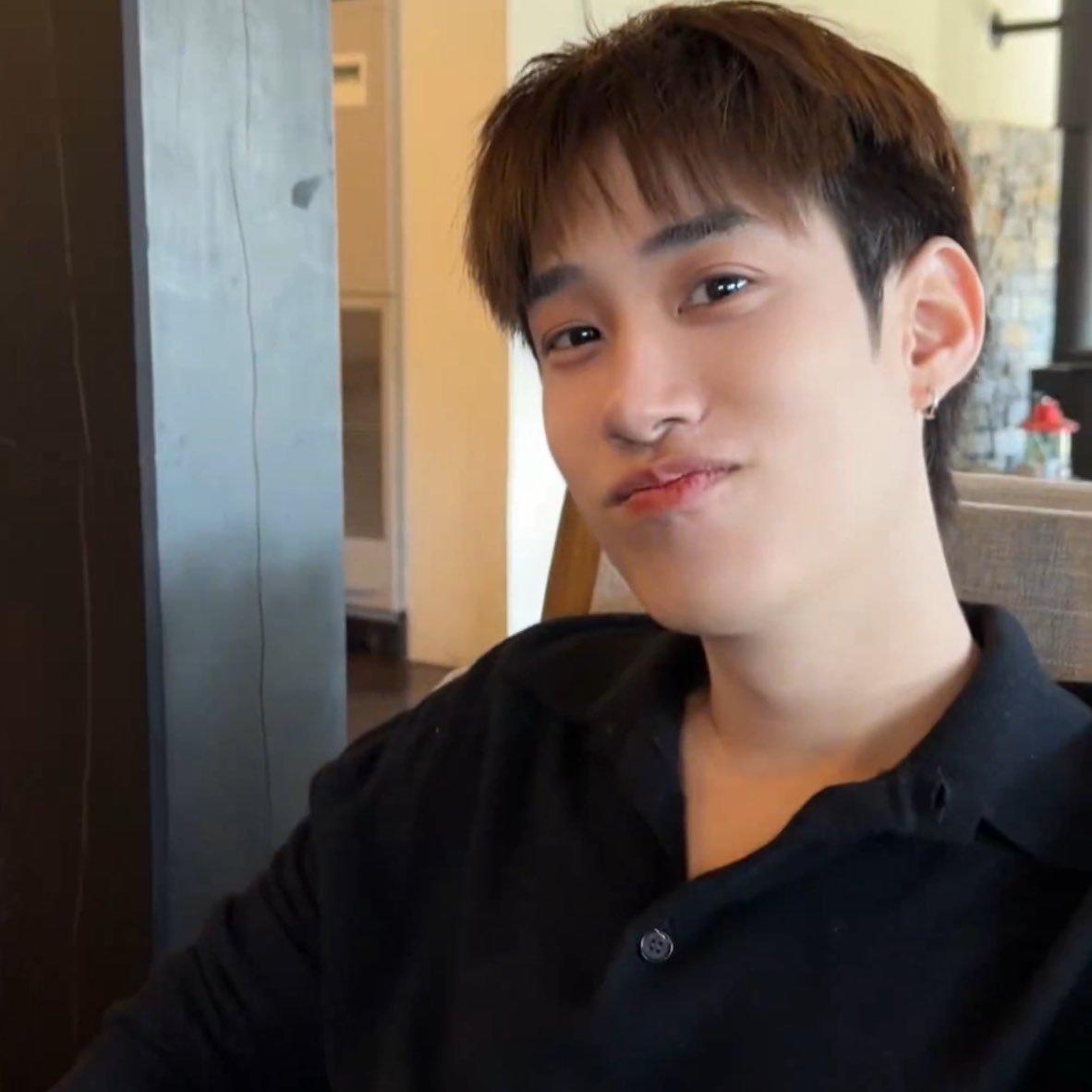 ฟันน้ำนมยังหลุดไม่หมดปากแม่ไม่ให้คบกันนะ เป็นเพื่อนกันไปก่อน