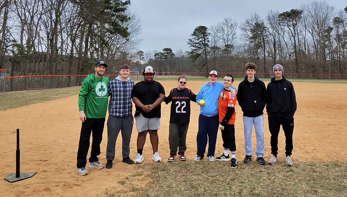 Coach Peters tweet media