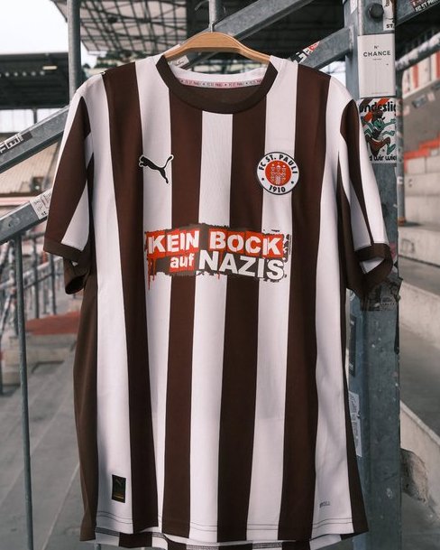 Franky_Joketown's tweet photo. 🤎🤍❤️ 

#FCSP 
#FCSPSCF
#KeinBockAufNazis https://t.co/43mCo8XqcW