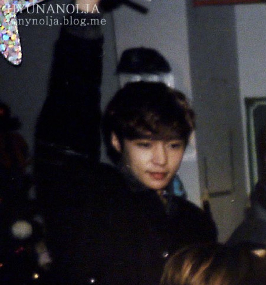 bunny yixing tweet media