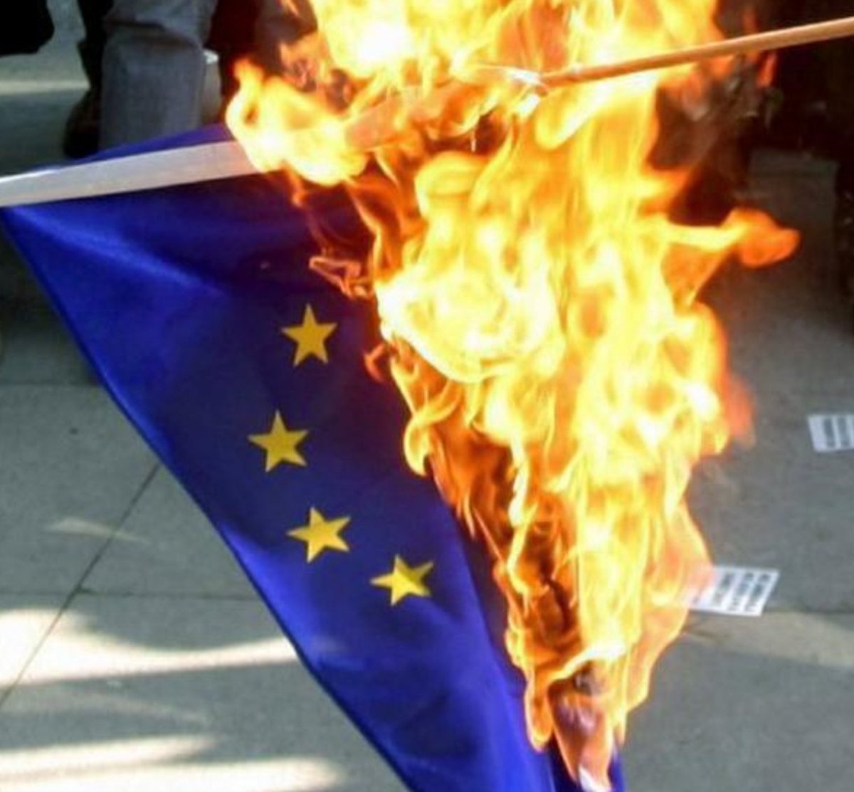 Mario ZNA tweet media