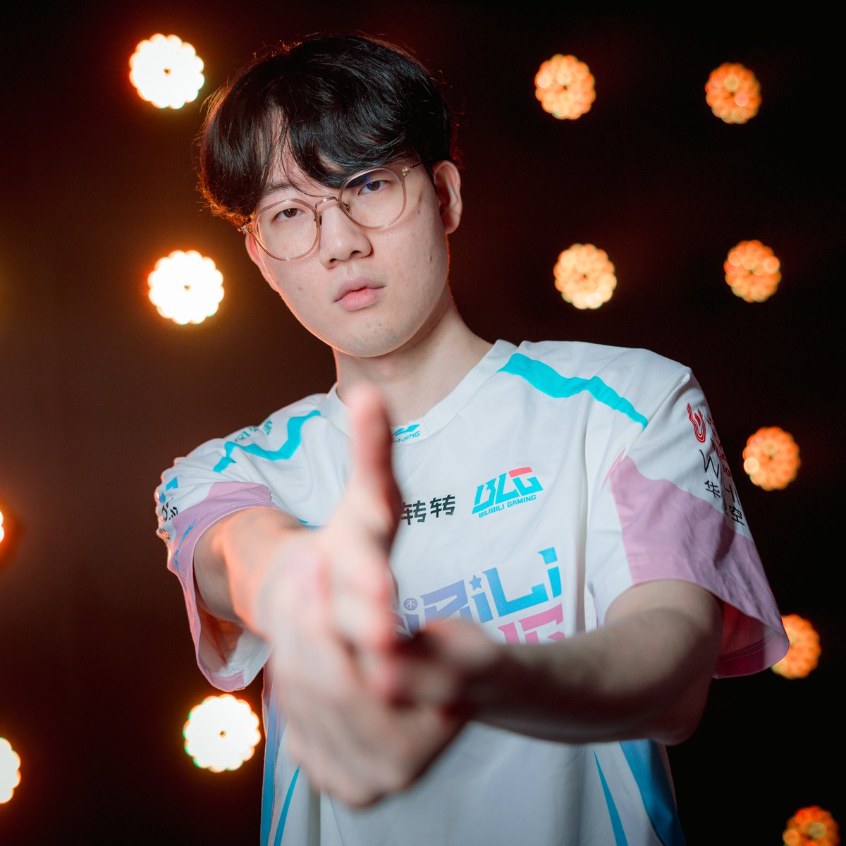 LoL Esports tweet media