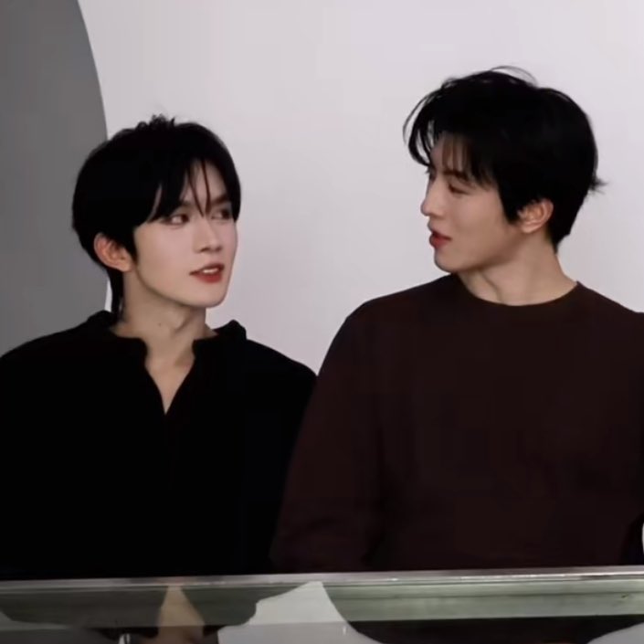 Kat` ปุก้า •• ⭐🍂 l 🖤🥕 tweet media