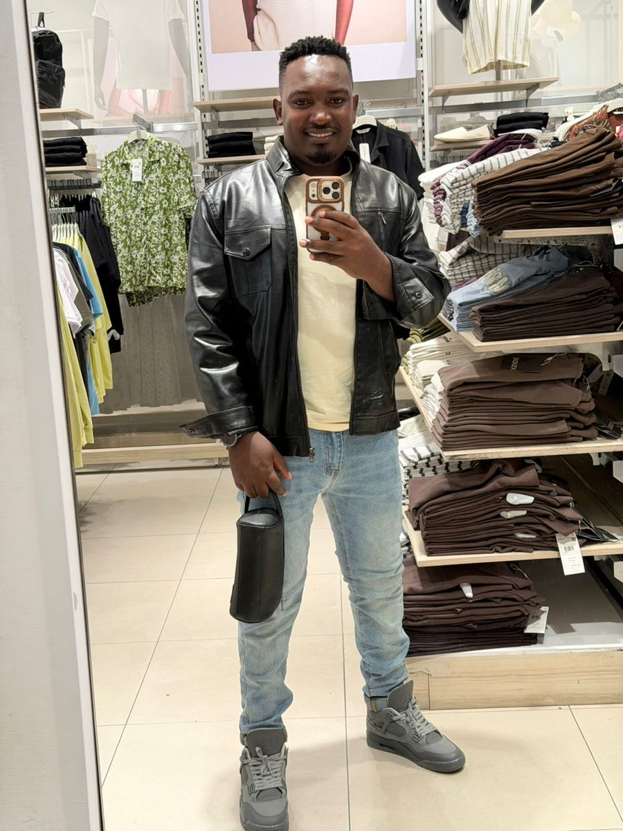 Dream online shop🛍️👖👟🥾 tweet media