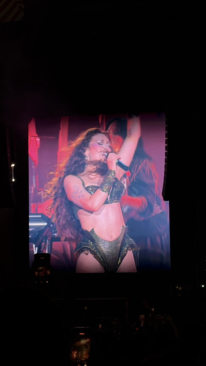 dra gica 💋 tweet media